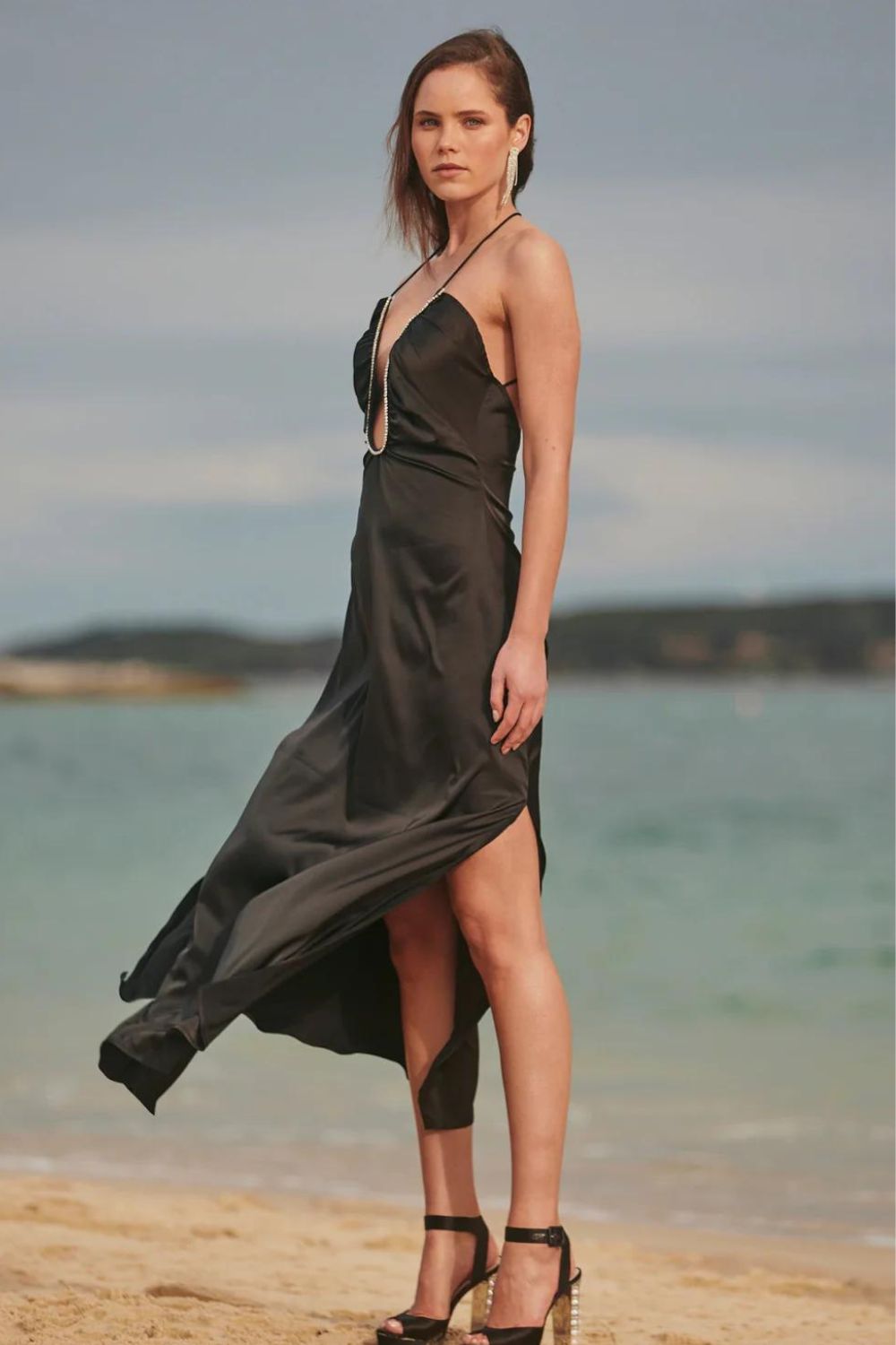Sonya Moda | Satin Embellished Keyhole Dress | Black